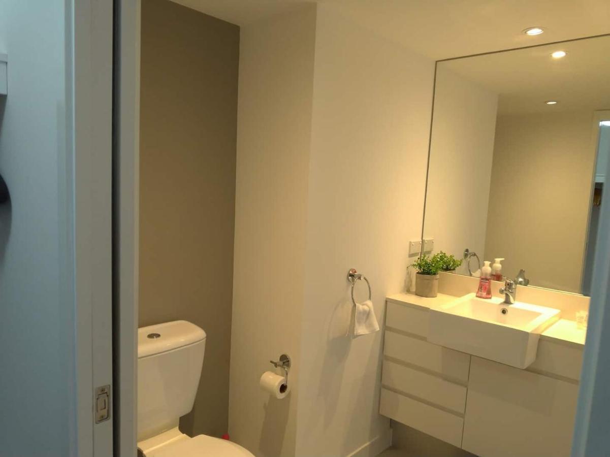 גולד קוסט Three-Bedroom Apartment With Amazing View Near Surfers Paradise מראה חיצוני תמונה